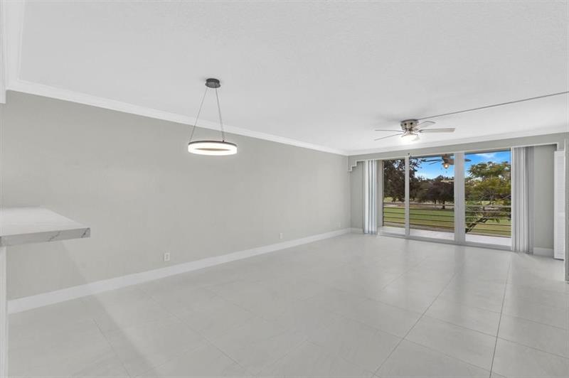 3800 Oaks Clubhouse Drive Pompano Beach FL 33069