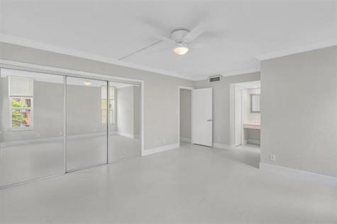 3800 Oaks Clubhouse Drive Pompano Beach FL 33069