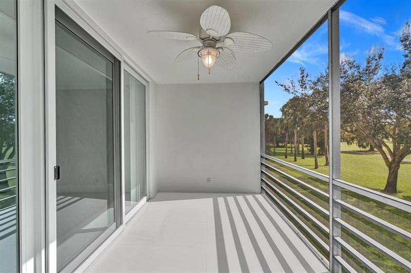 3800 Oaks Clubhouse Drive Pompano Beach FL 33069