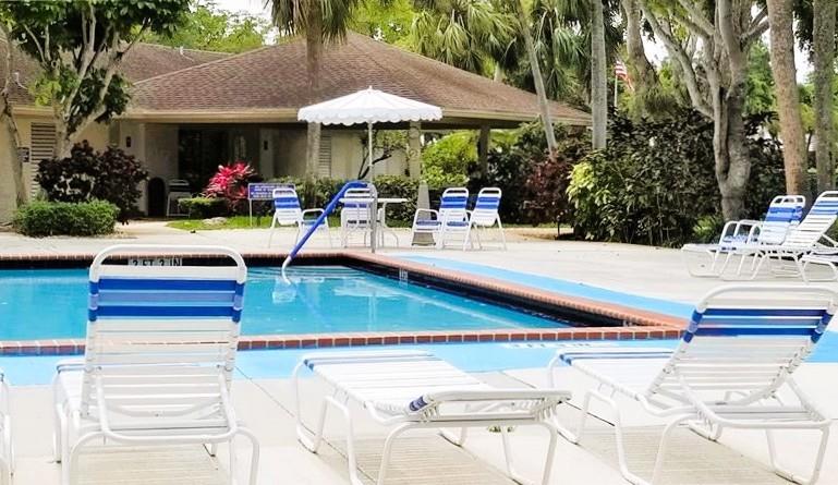 3800 Oaks Clubhouse Drive Pompano Beach FL 33069