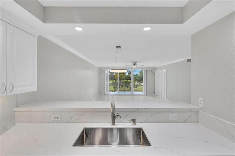 3800 Oaks Clubhouse Drive Pompano Beach FL 33069