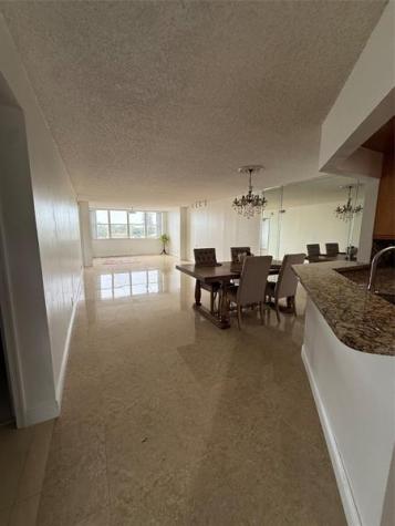 2521 NW 104th Avenue Sunrise FL 33322
