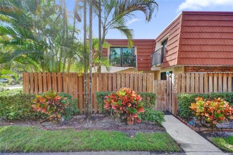 9925 NW 6th Court Plantation FL 33324