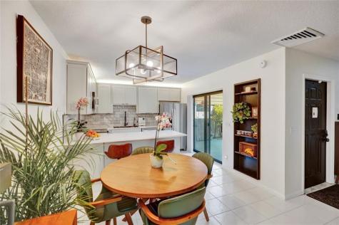 9925 NW 6th Court Plantation FL 33324