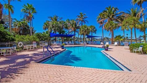 221 NE Plantation Road Stuart FL 34996