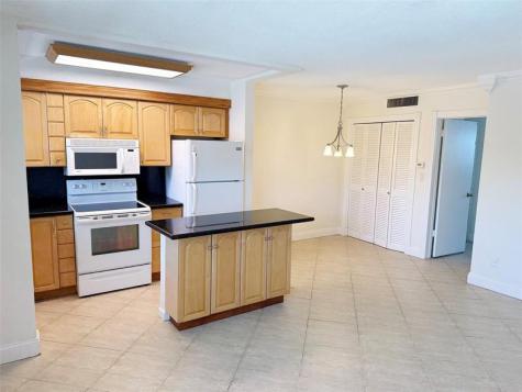 3216 NE 13th Street Pompano Beach FL 33062