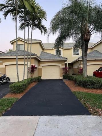 2560 Cordoba Bend Weston FL 33327