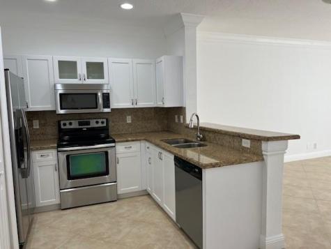 2560 Cordoba Bend Weston FL 33327
