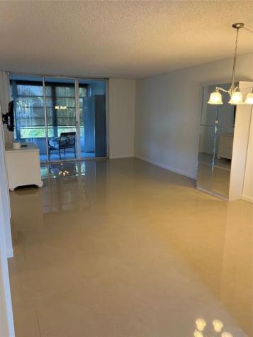 Lauderdale Lakes FL 33319