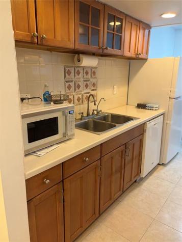 Lauderdale Lakes FL 33319