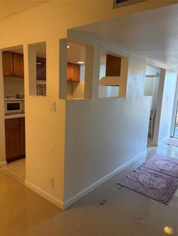 Lauderdale Lakes FL 33319