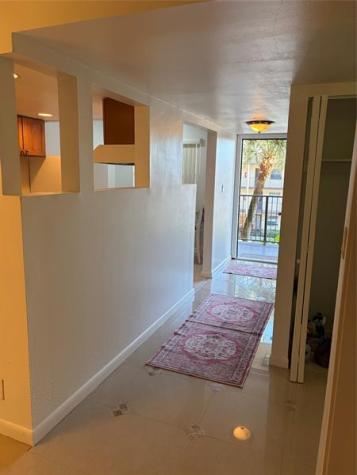 Lauderdale Lakes FL 33319