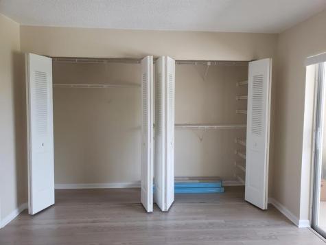 146 Canterbury F West Palm Beach FL 33417
