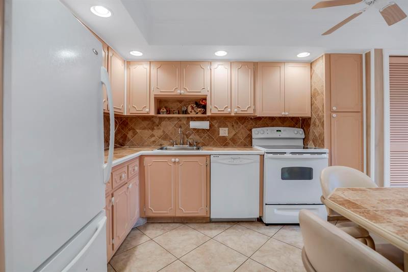 2951 S Palm Aire Drive Pompano Beach FL 33069