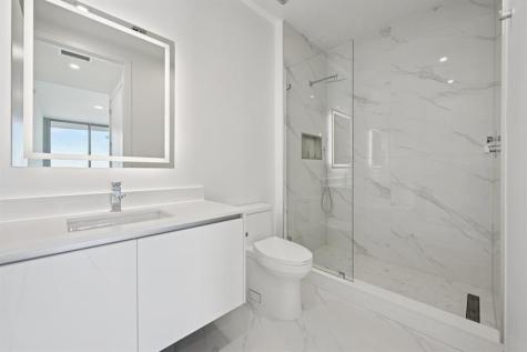 220 Lake Shore Drive West Palm Beach FL 33403