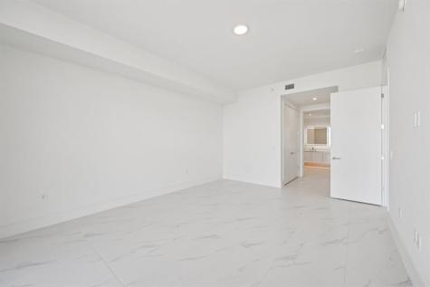 220 Lake Shore Drive West Palm Beach FL 33403