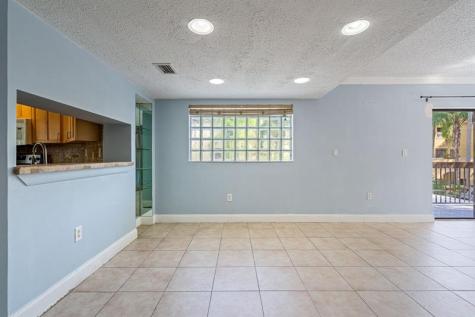 13022 SW 88 Terrace North Miami FL 33186