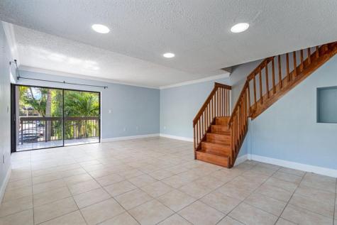 13022 SW 88 Terrace North Miami FL 33186