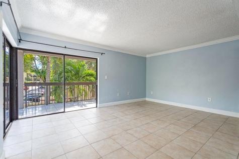 13022 SW 88 Terrace North Miami FL 33186