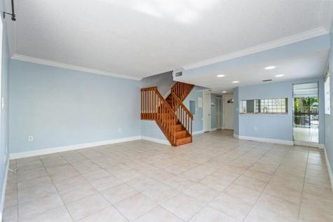 13022 SW 88 Terrace North Miami FL 33186
