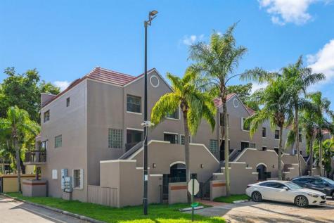 13022 SW 88 Terrace North Miami FL 33186