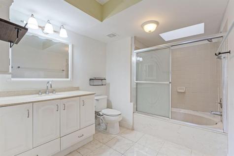 13022 SW 88 Terrace North Miami FL 33186