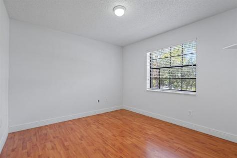 13022 SW 88 Terrace North Miami FL 33186