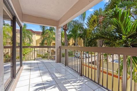 13022 SW 88 Terrace North Miami FL 33186