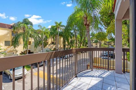 13022 SW 88 Terrace North Miami FL 33186