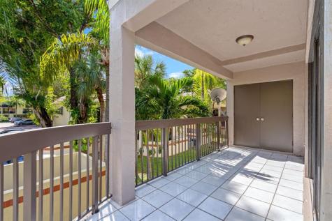 13022 SW 88 Terrace North Miami FL 33186