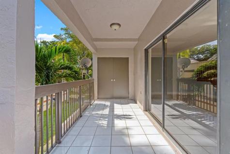 13022 SW 88 Terrace North Miami FL 33186