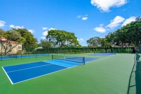 13022 SW 88 Terrace North Miami FL 33186