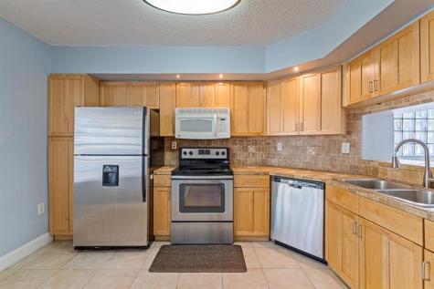 13022 SW 88 Terrace North Miami FL 33186