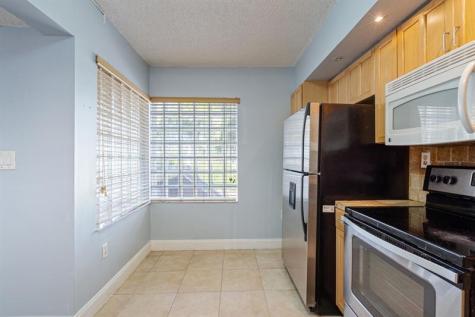 13022 SW 88 Terrace North Miami FL 33186
