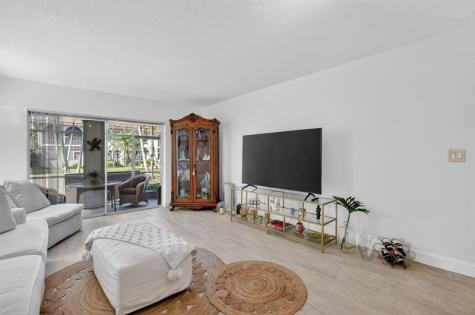 250 NE 20th Street Boca Raton FL 33431