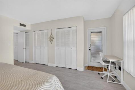 250 NE 20th Street Boca Raton FL 33431