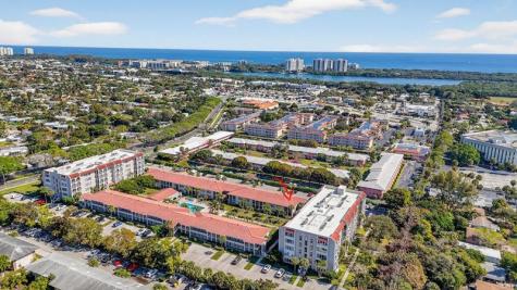 250 NE 20th Street Boca Raton FL 33431
