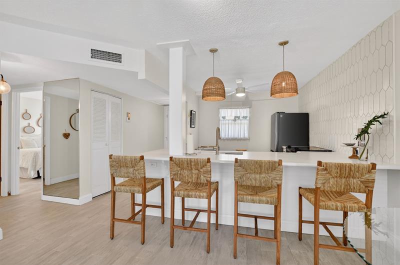 250 NE 20th Street Boca Raton FL 33431