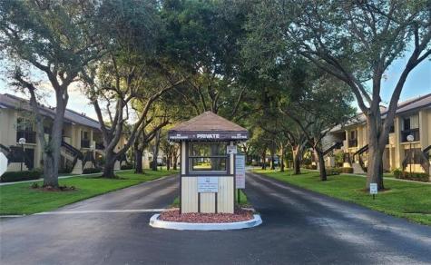 2059 SW 15th Street Deerfield Beach FL 33442