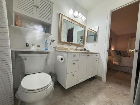 3430 NW 52nd Avenue Lauderdale Lakes FL 33319