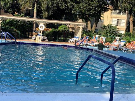 3430 NW 52nd Avenue Lauderdale Lakes FL 33319