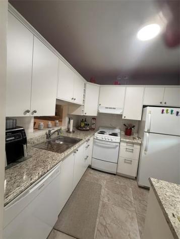 3430 NW 52nd Avenue Lauderdale Lakes FL 33319