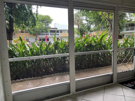 860 SE 6th Avenue Deerfield Beach FL 33441