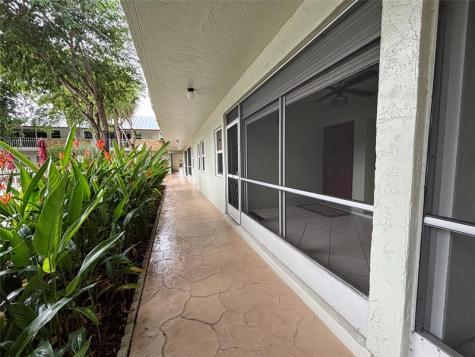 860 SE 6th Avenue Deerfield Beach FL 33441