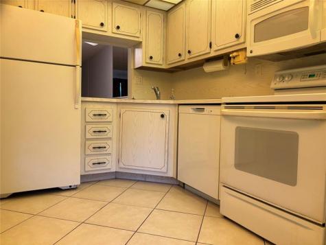 860 SE 6th Avenue Deerfield Beach FL 33441