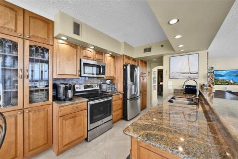 16425 Collins Avenue Sunny Isles Beach FL 33160