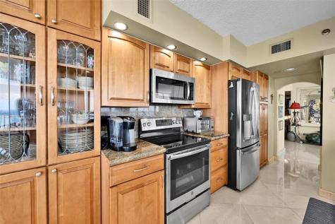 16425 Collins Avenue Sunny Isles Beach FL 33160