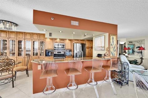 16425 Collins Avenue Sunny Isles Beach FL 33160