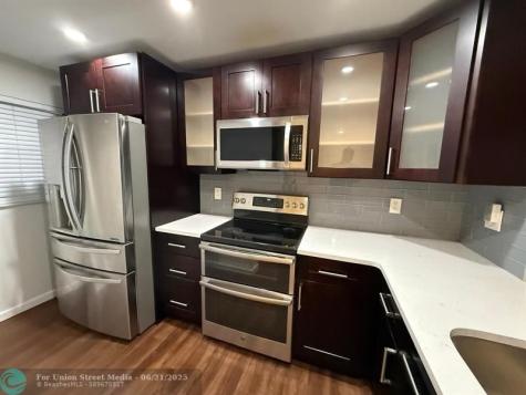 9480 Poinciana Place Davie FL 33324