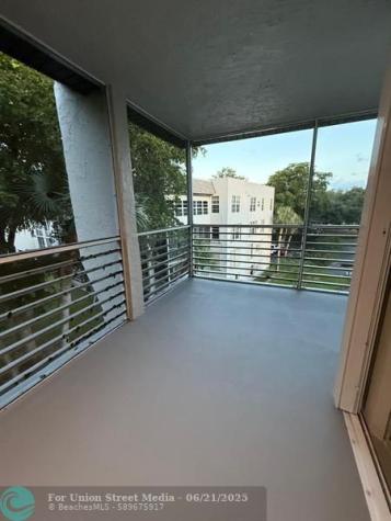 9480 Poinciana Place Davie FL 33324